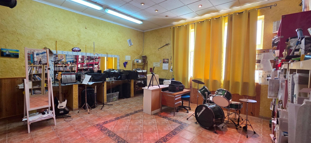 Property main view 42