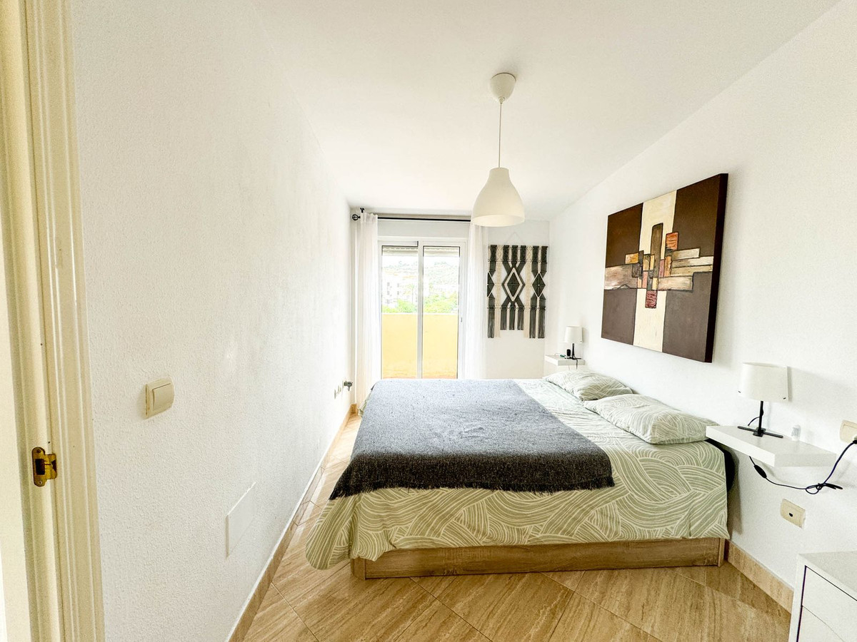 Penthouse in San Luis de Sabinillas-10