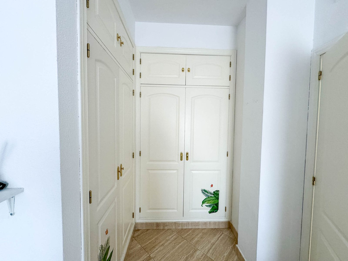 Penthouse in San Luis de Sabinillas-12