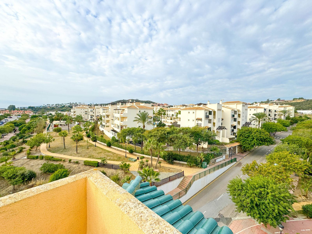 Penthouse in San Luis de Sabinillas-20