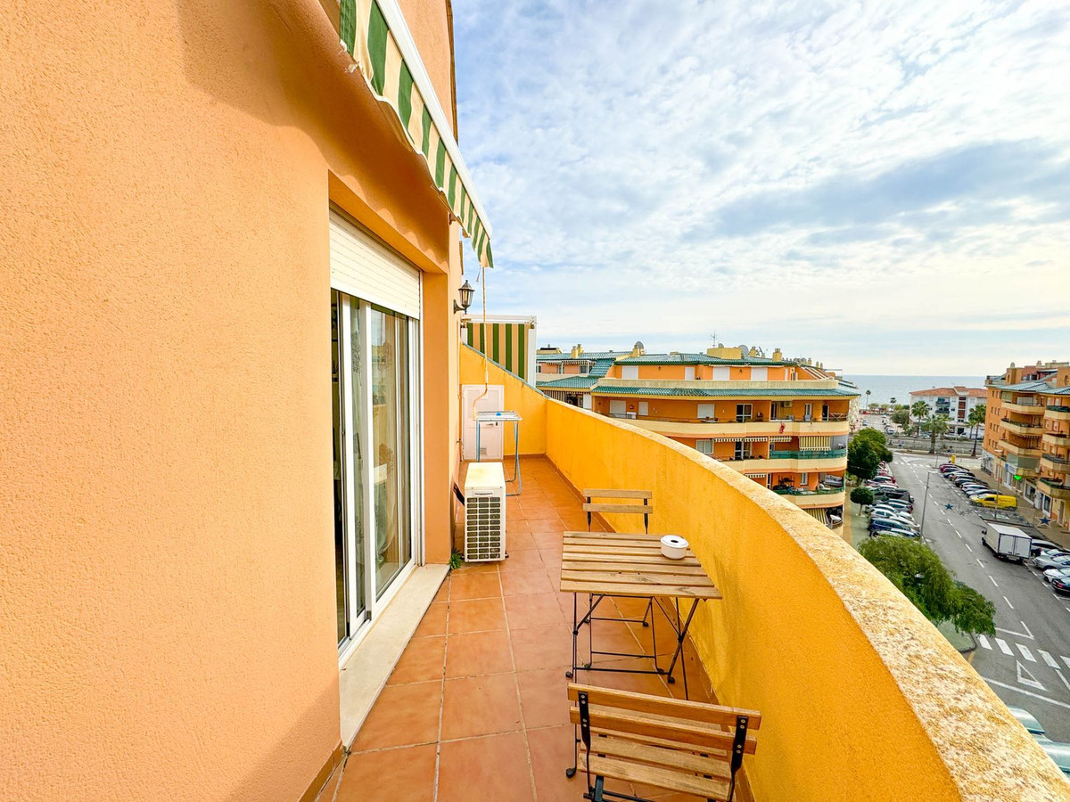 Penthouse in San Luis de Sabinillas-4