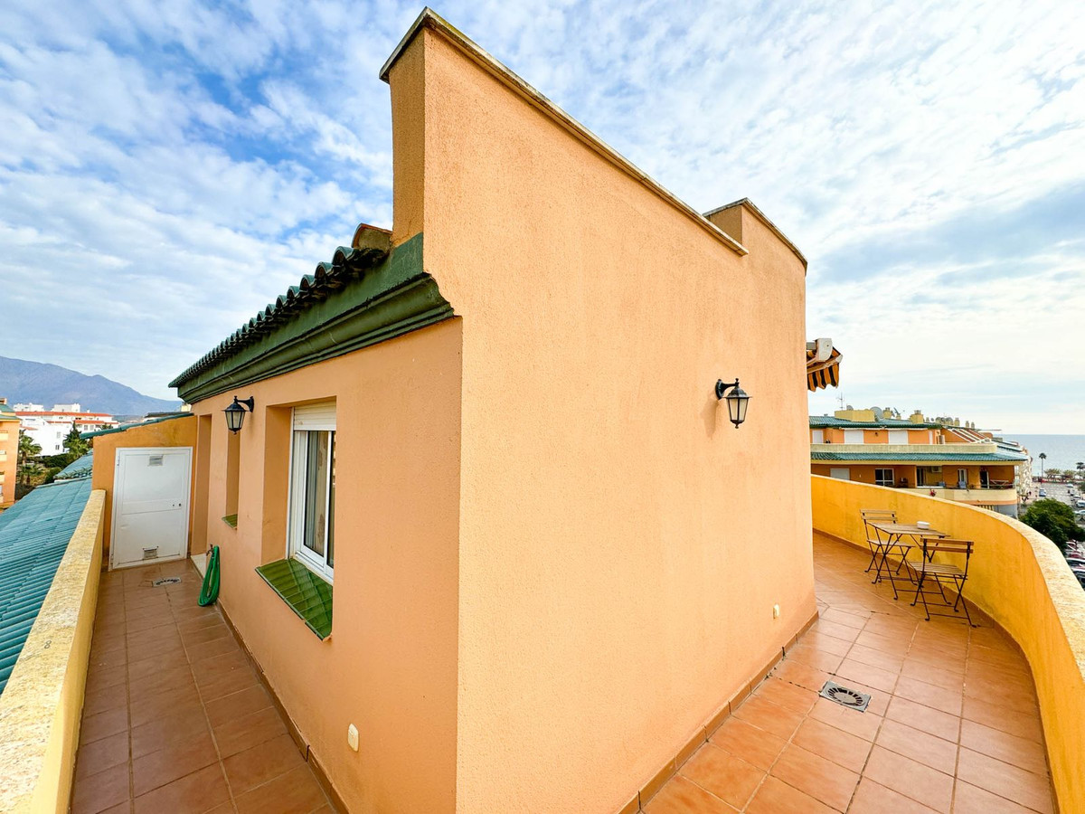 Penthouse in San Luis de Sabinillas-5