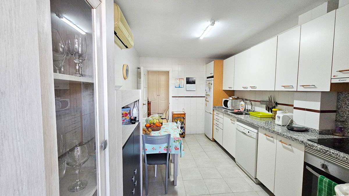 Tussenverdieping Appartement in San Luis de Sabinillas-16