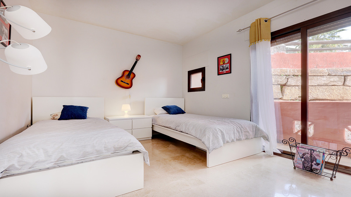 Begane grond appartement in San Luis de Sabinillas-9