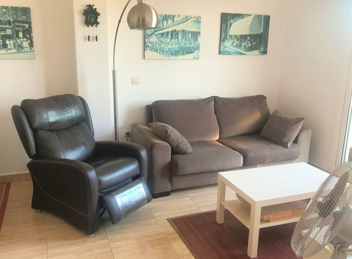 Penthouse in San Luis de Sabinillas-10