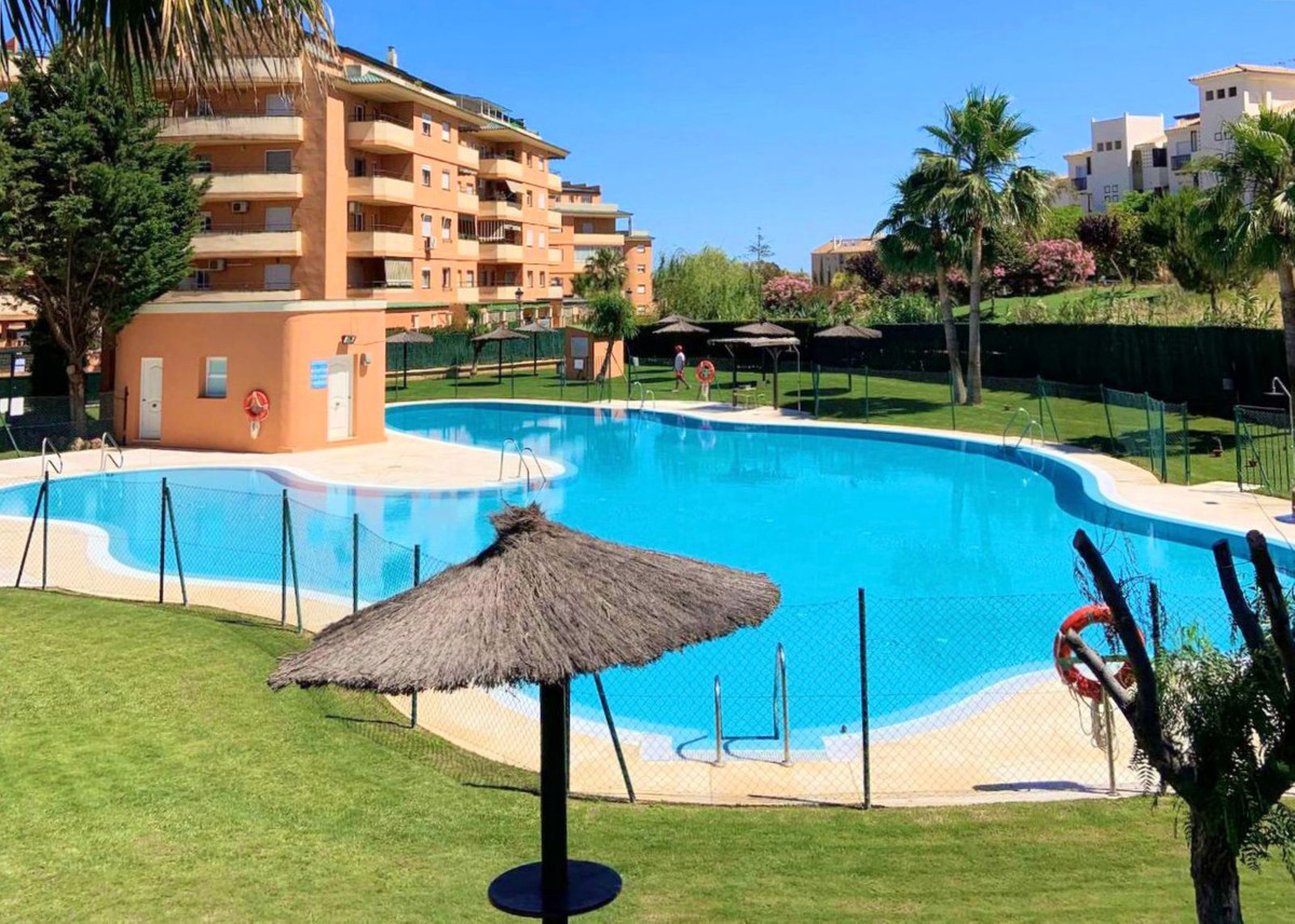 Penthouse in San Luis de Sabinillas-21