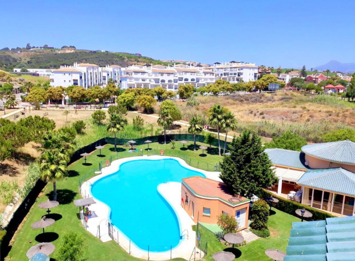 Penthouse in San Luis de Sabinillas-26