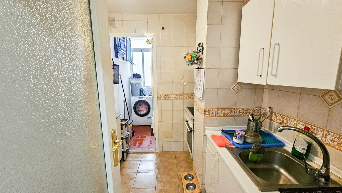 Tussenverdieping Appartement in San Luis de Sabinillas-7