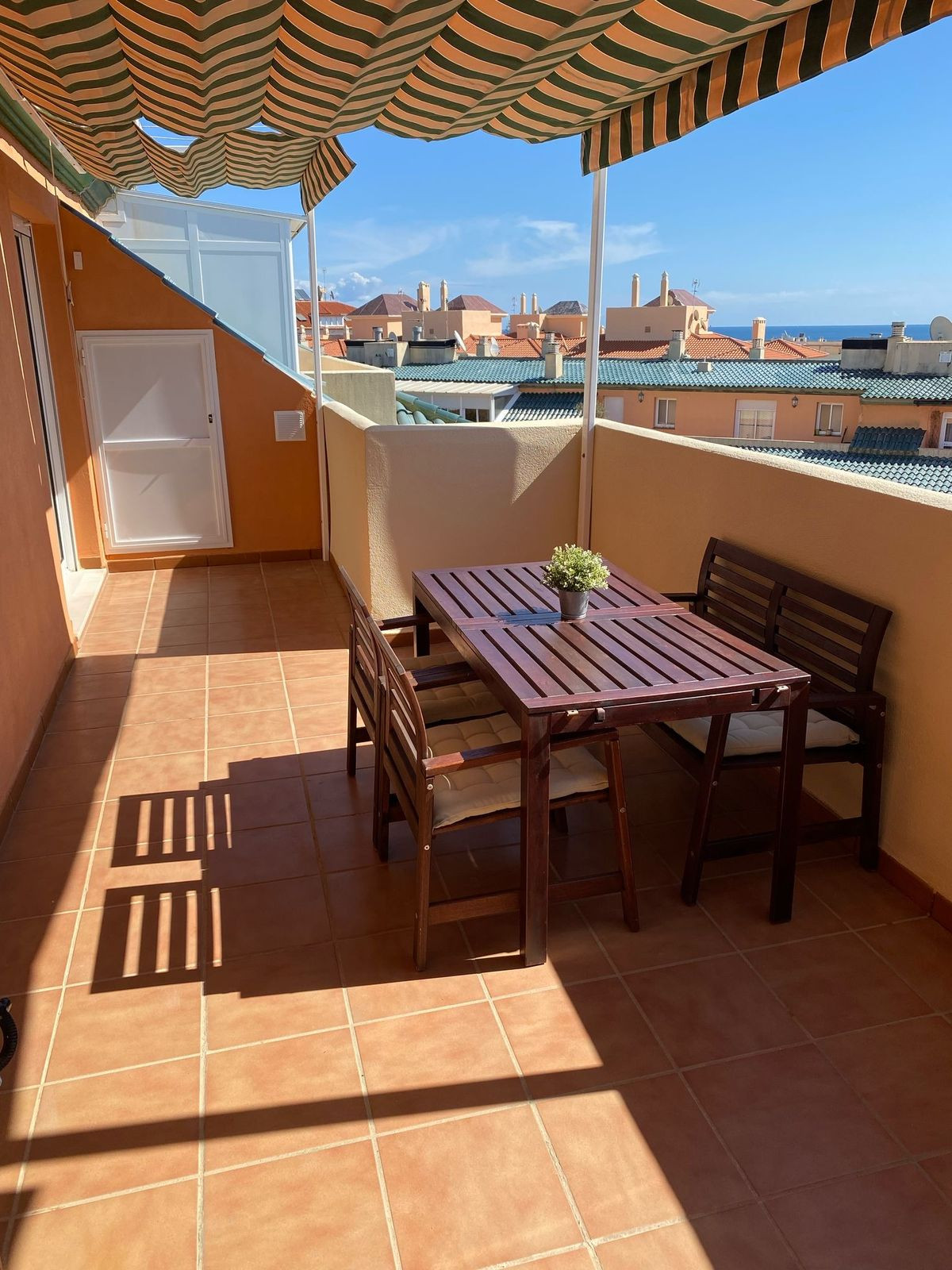 Bovenverdieping Appartement in San Luis de Sabinillas-4