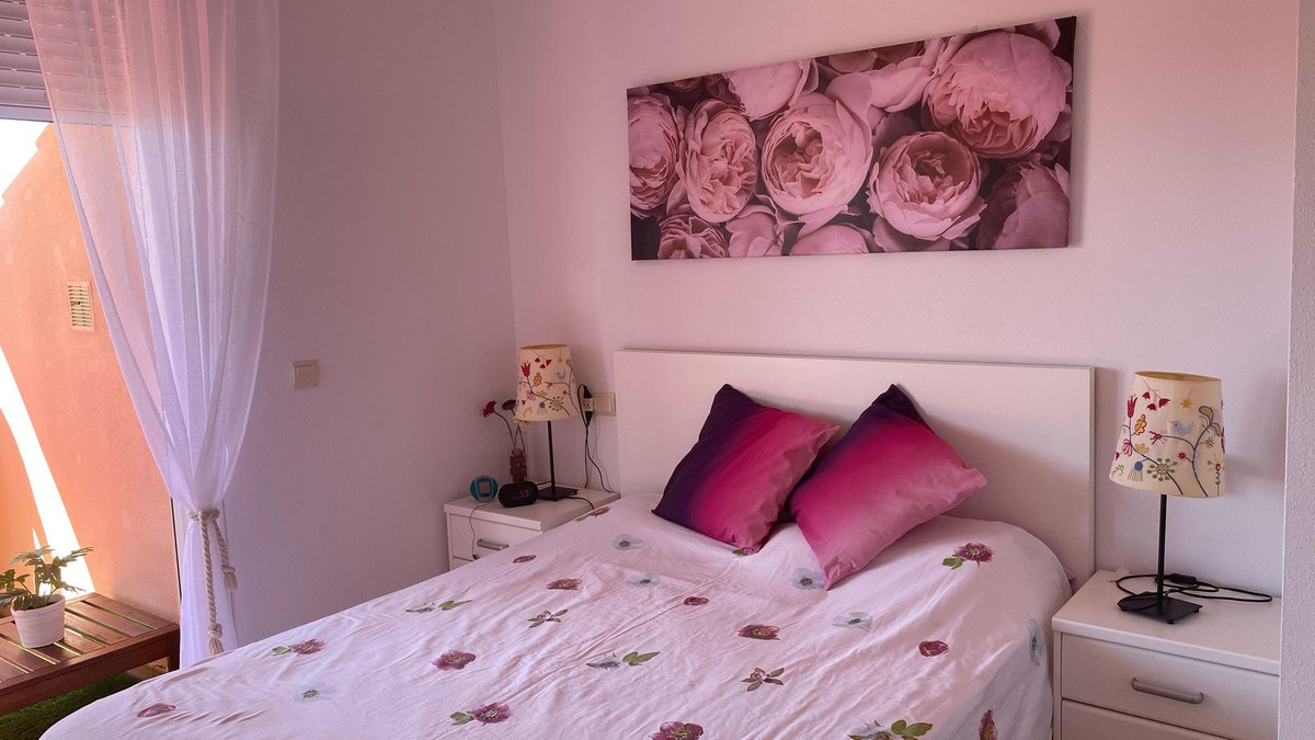 Penthouse in San Luis de Sabinillas-17