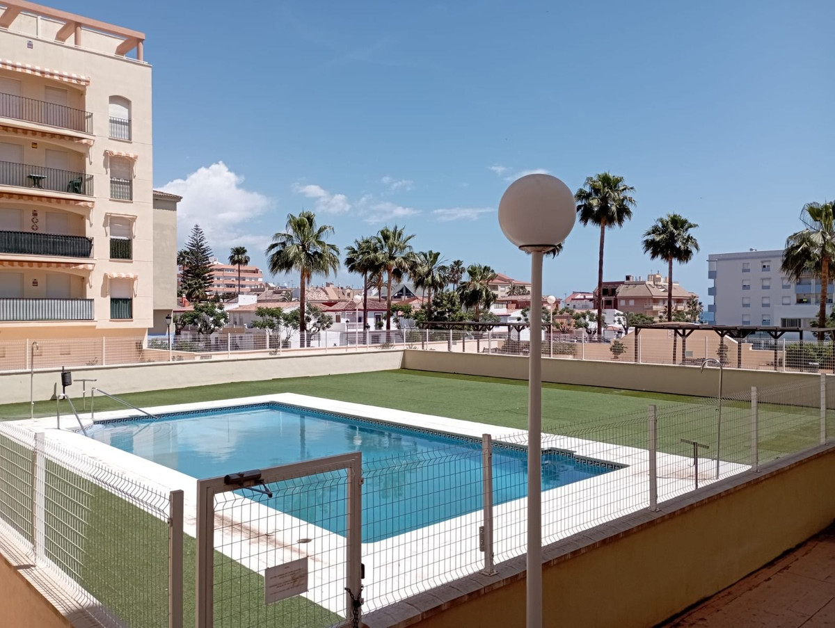 Tussenverdieping Appartement in San Luis de Sabinillas-1