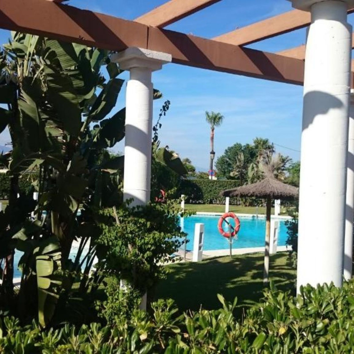 Penthouse in San Luis de Sabinillas-13