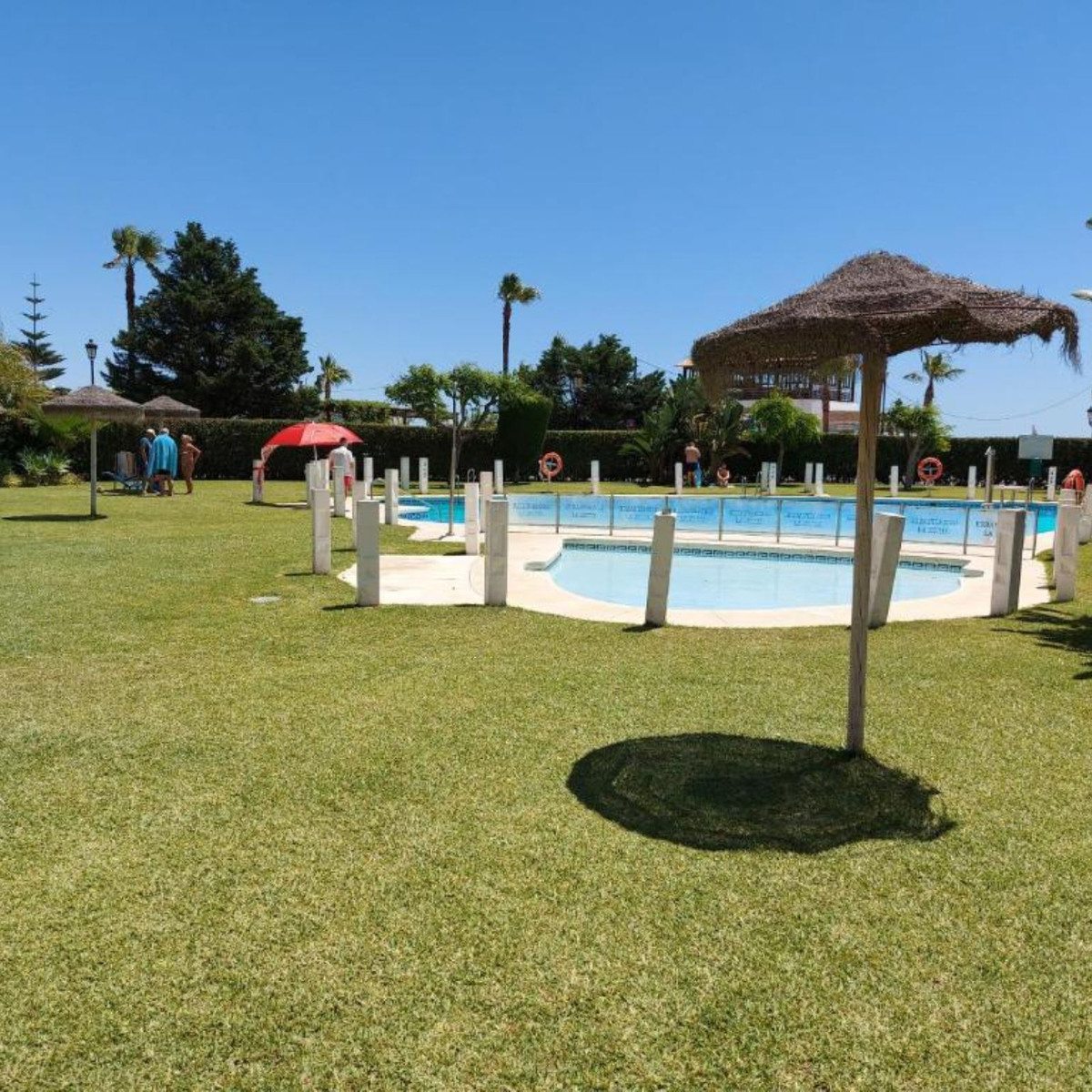 Penthouse in San Luis de Sabinillas-8