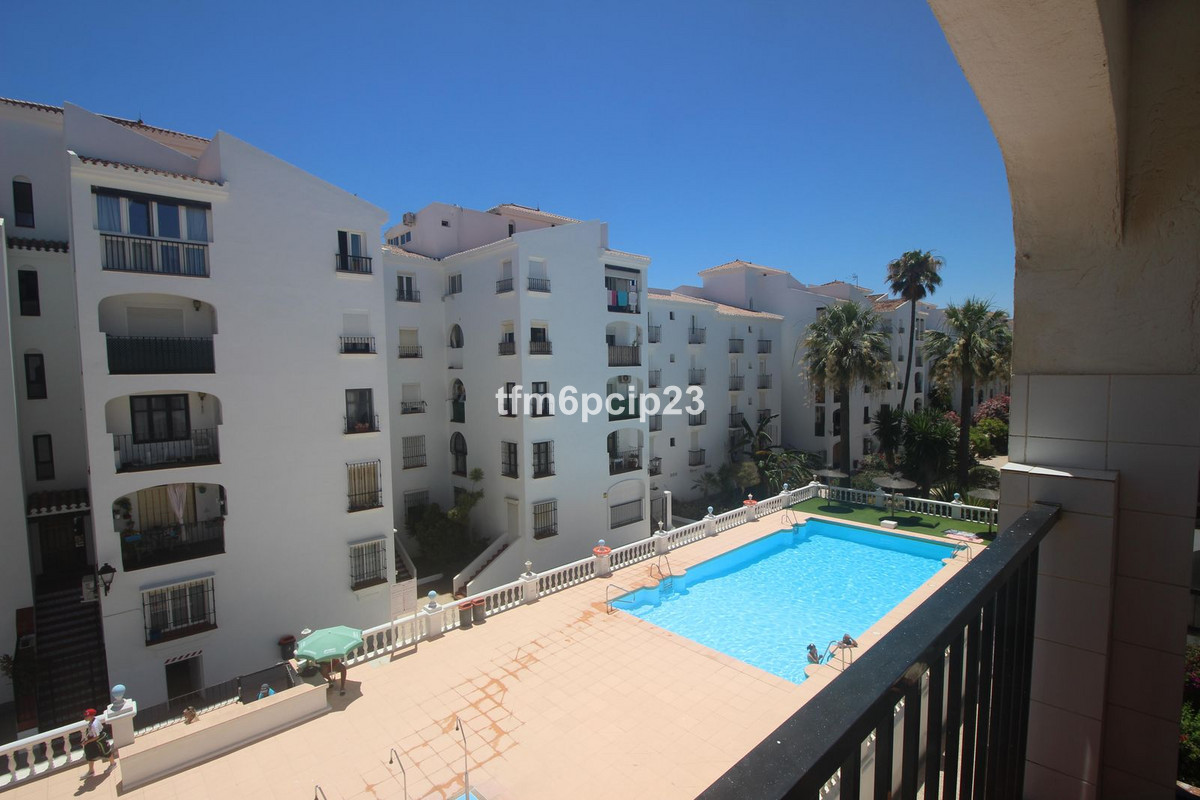 Tussenverdieping Appartement in San Luis de Sabinillas-1