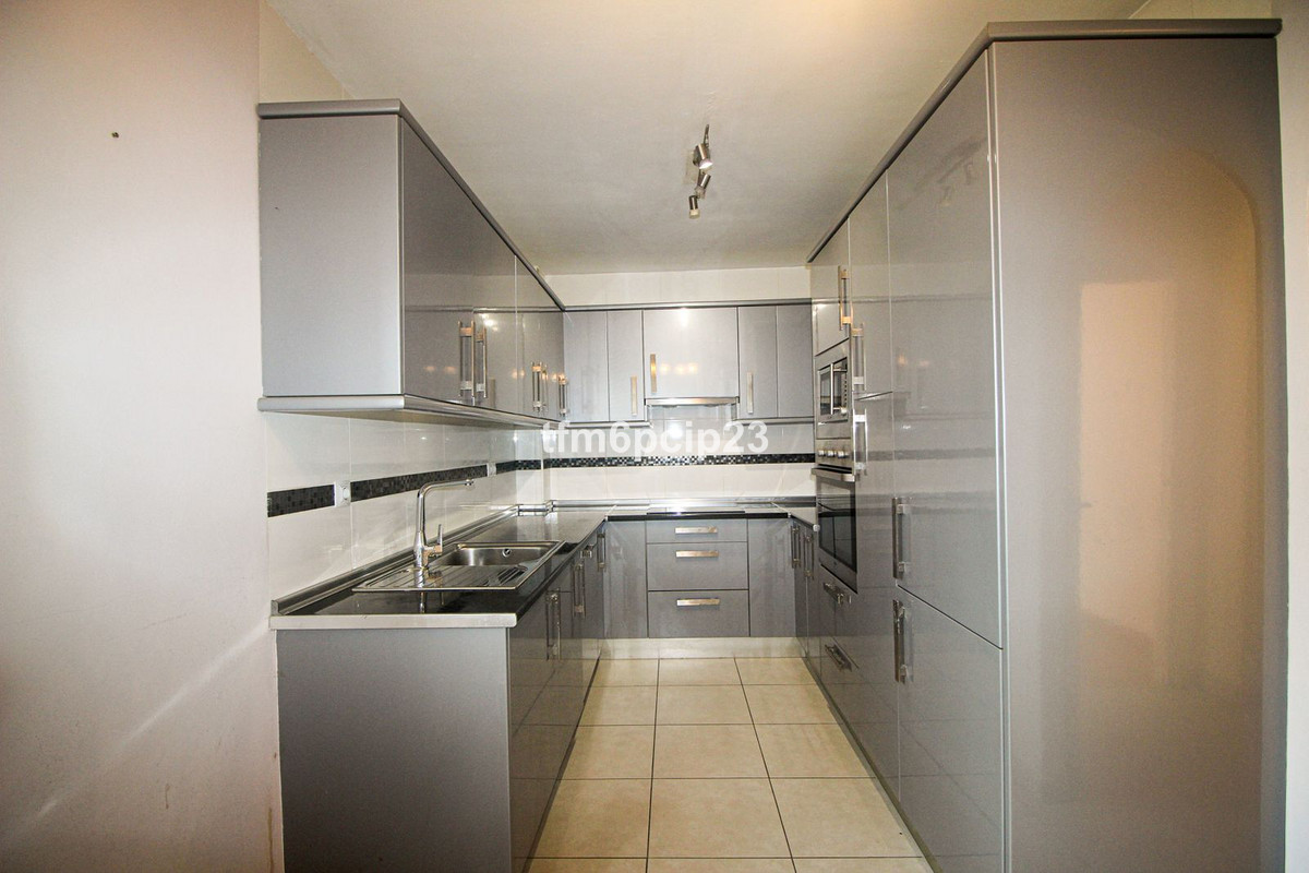 Tussenverdieping Appartement in San Luis de Sabinillas-3