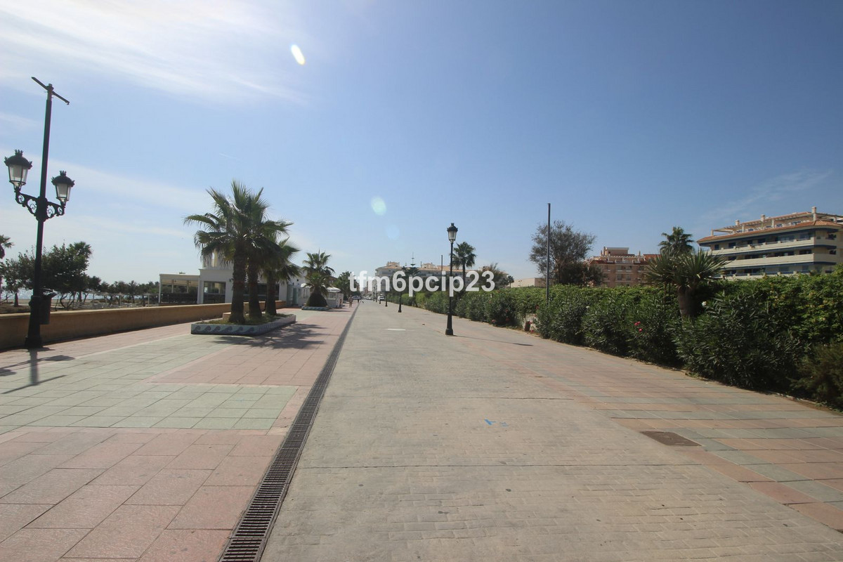 Tussenverdieping Appartement in San Luis de Sabinillas-23