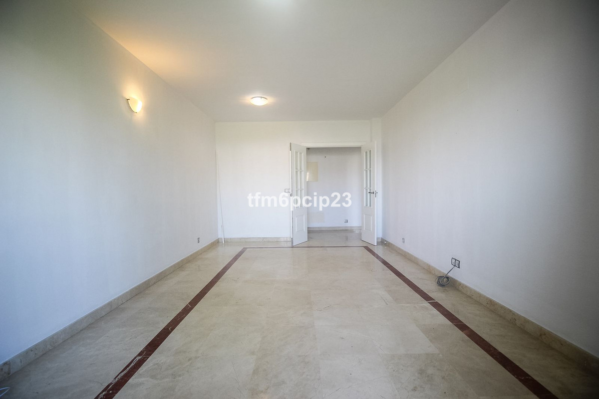 Tussenverdieping Appartement in San Luis de Sabinillas-3