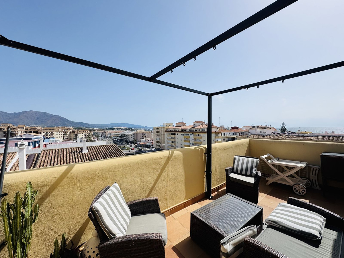 Penthouse in San Luis de Sabinillas-11