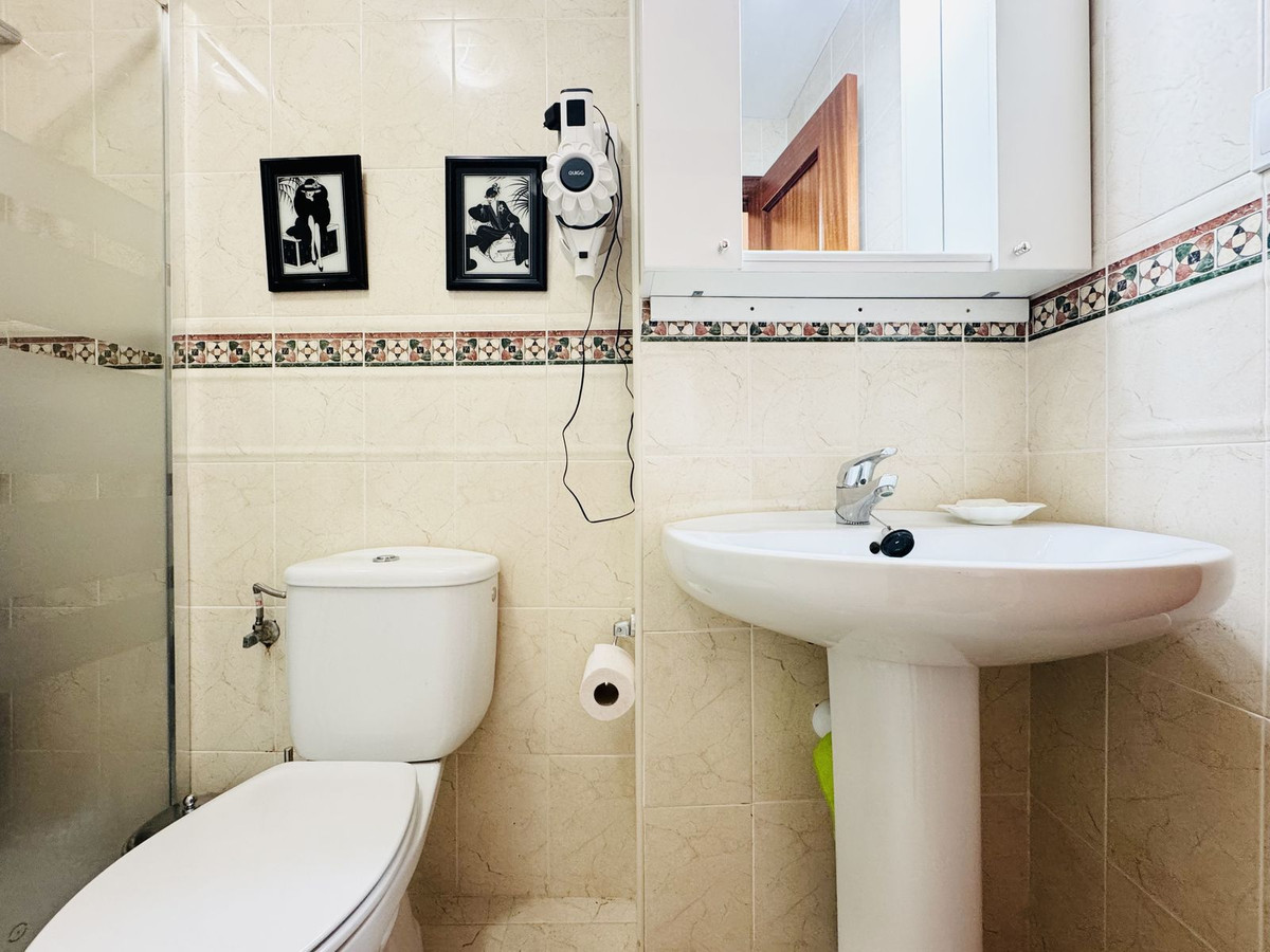 Penthouse in San Luis de Sabinillas-23
