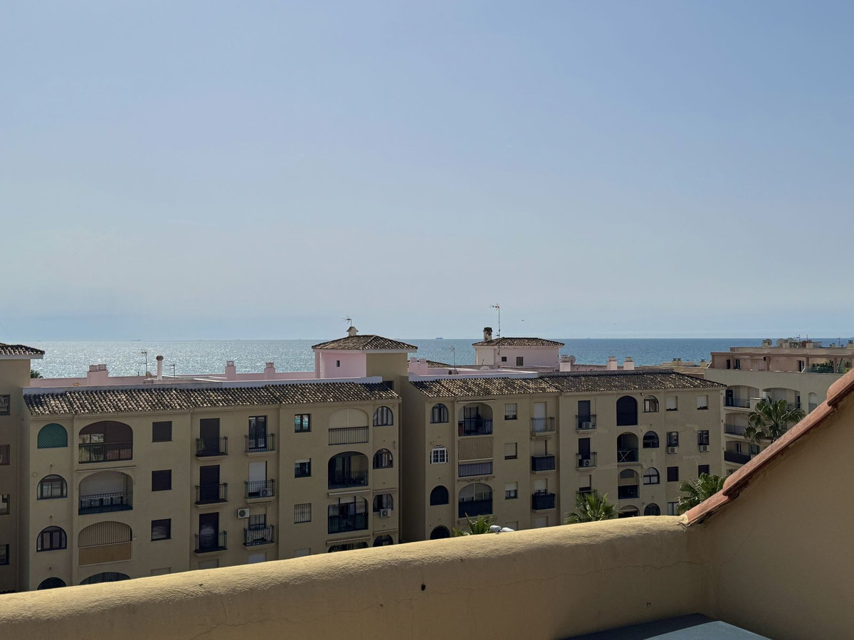 Penthouse in San Luis de Sabinillas-3