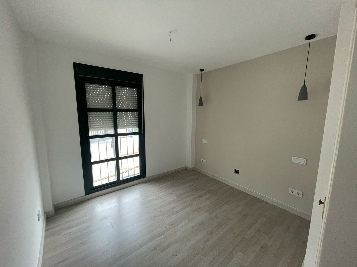 Begane grond appartement in San Luis de Sabinillas-11