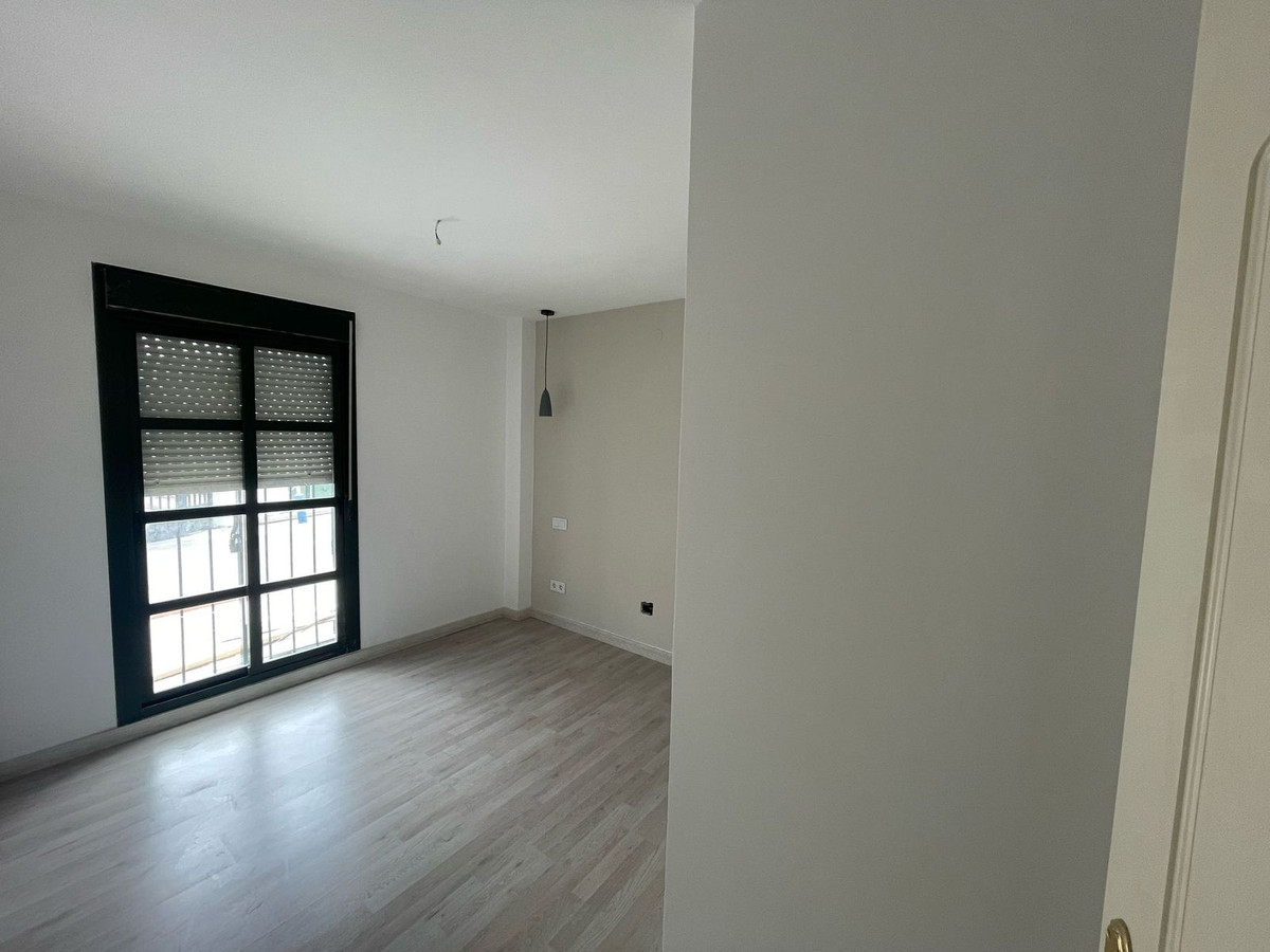 Begane grond appartement in San Luis de Sabinillas-12