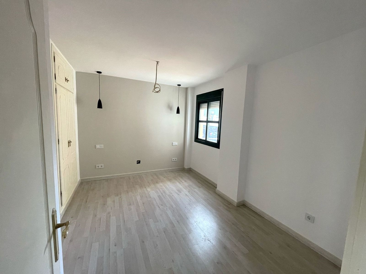 Begane grond appartement in San Luis de Sabinillas-6
