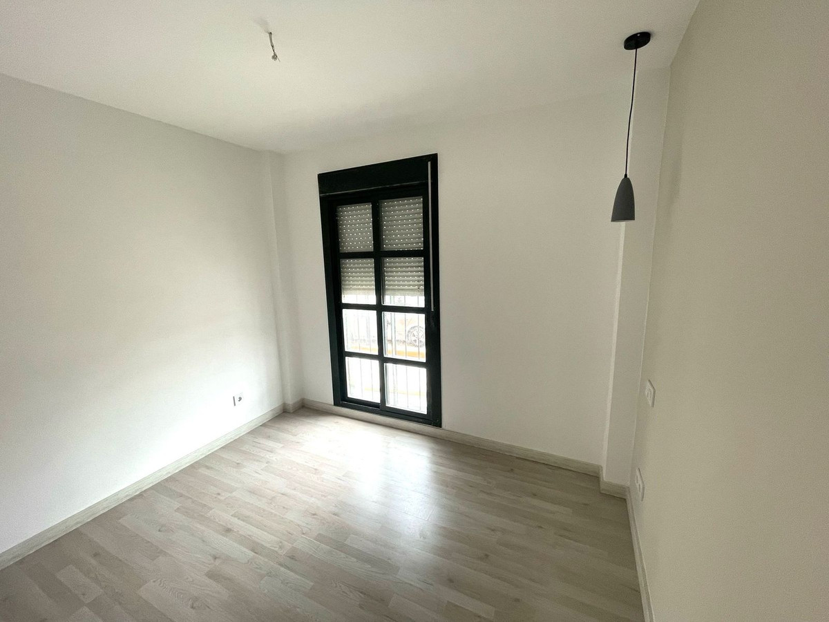 Begane grond appartement in San Luis de Sabinillas-7