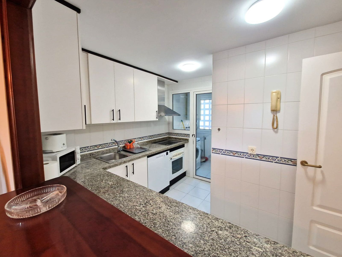 Tussenverdieping Appartement in San Luis de Sabinillas-14