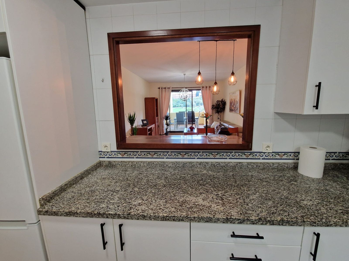 Tussenverdieping Appartement in San Luis de Sabinillas-15