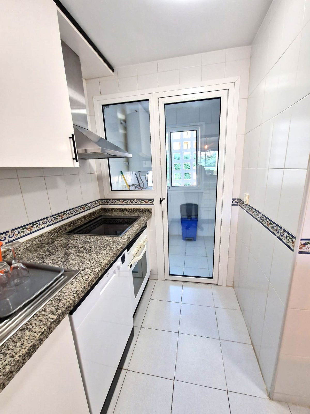 Tussenverdieping Appartement in San Luis de Sabinillas-16