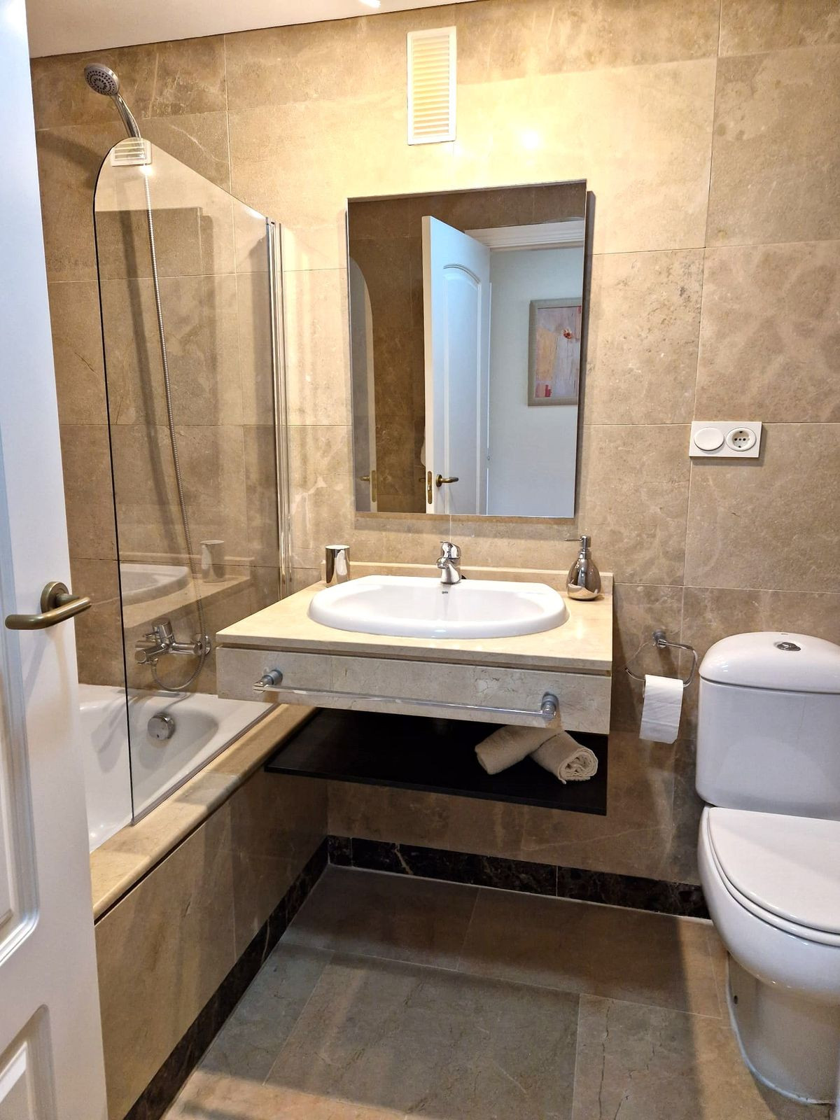 Tussenverdieping Appartement in San Luis de Sabinillas-21
