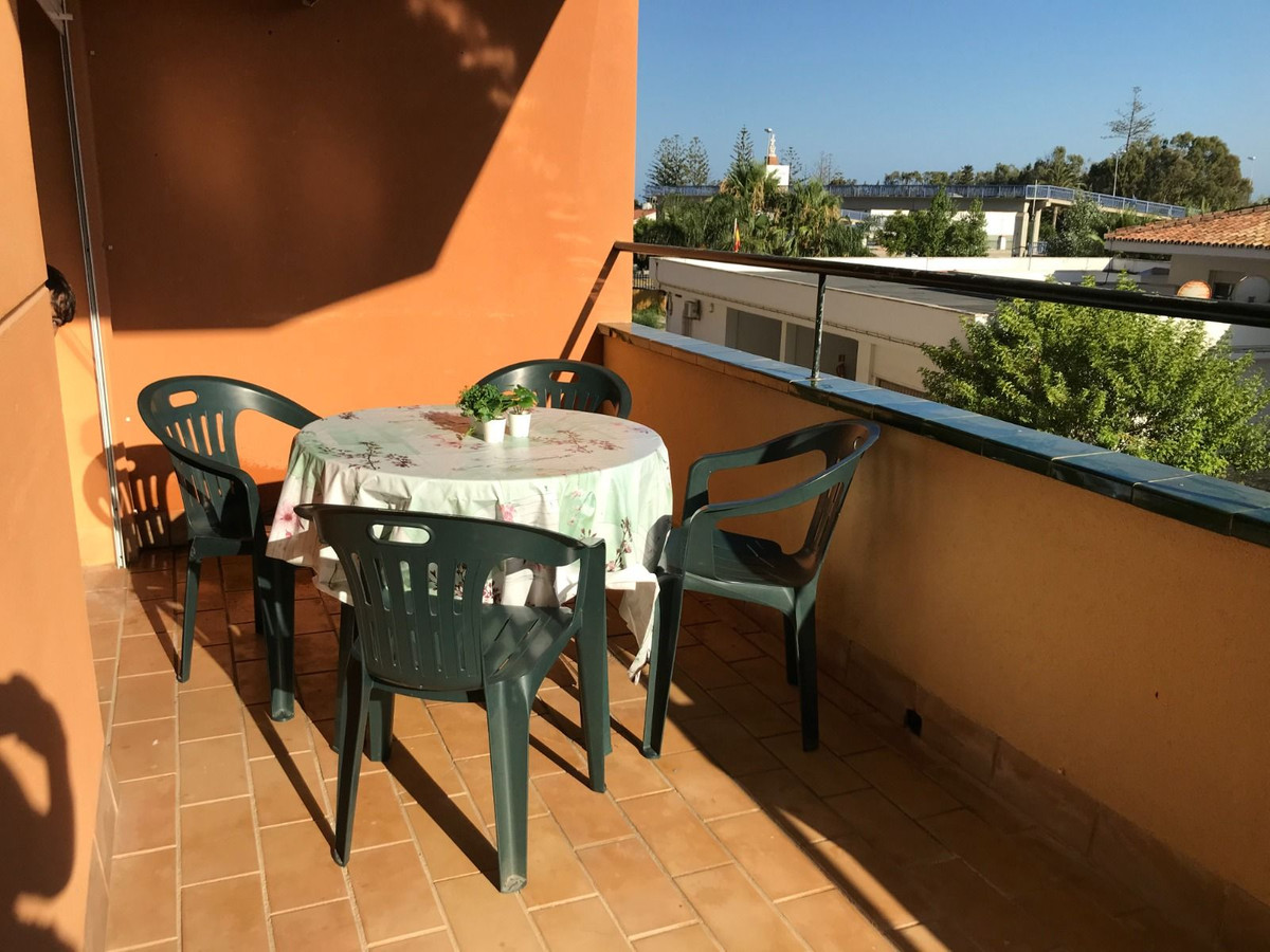 Appartement te koop in San Luis de Sabinillas | 1 slaapkamers H5049382