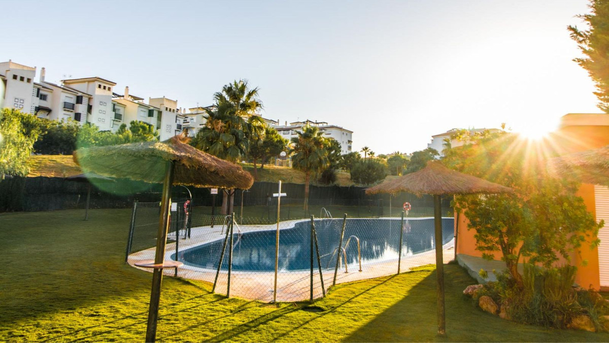 Appartement te koop in San Luis de Sabinillas | 1 slaapkamers H5049382