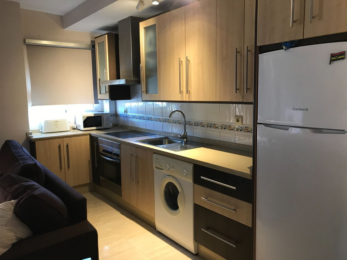 Appartement te koop in San Luis de Sabinillas | 1 slaapkamers H5049382