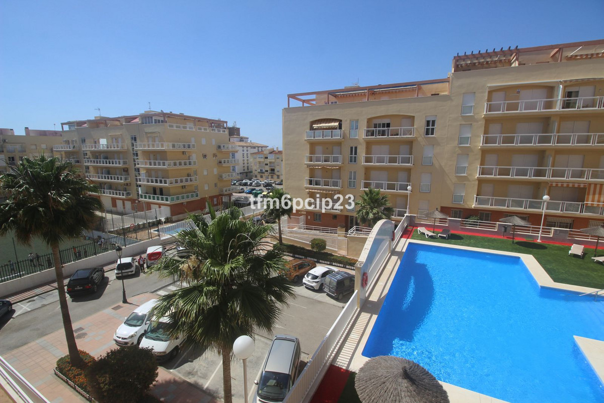 Appartement te koop in San Luis de Sabinillas | 2 slaapkamers H5052418