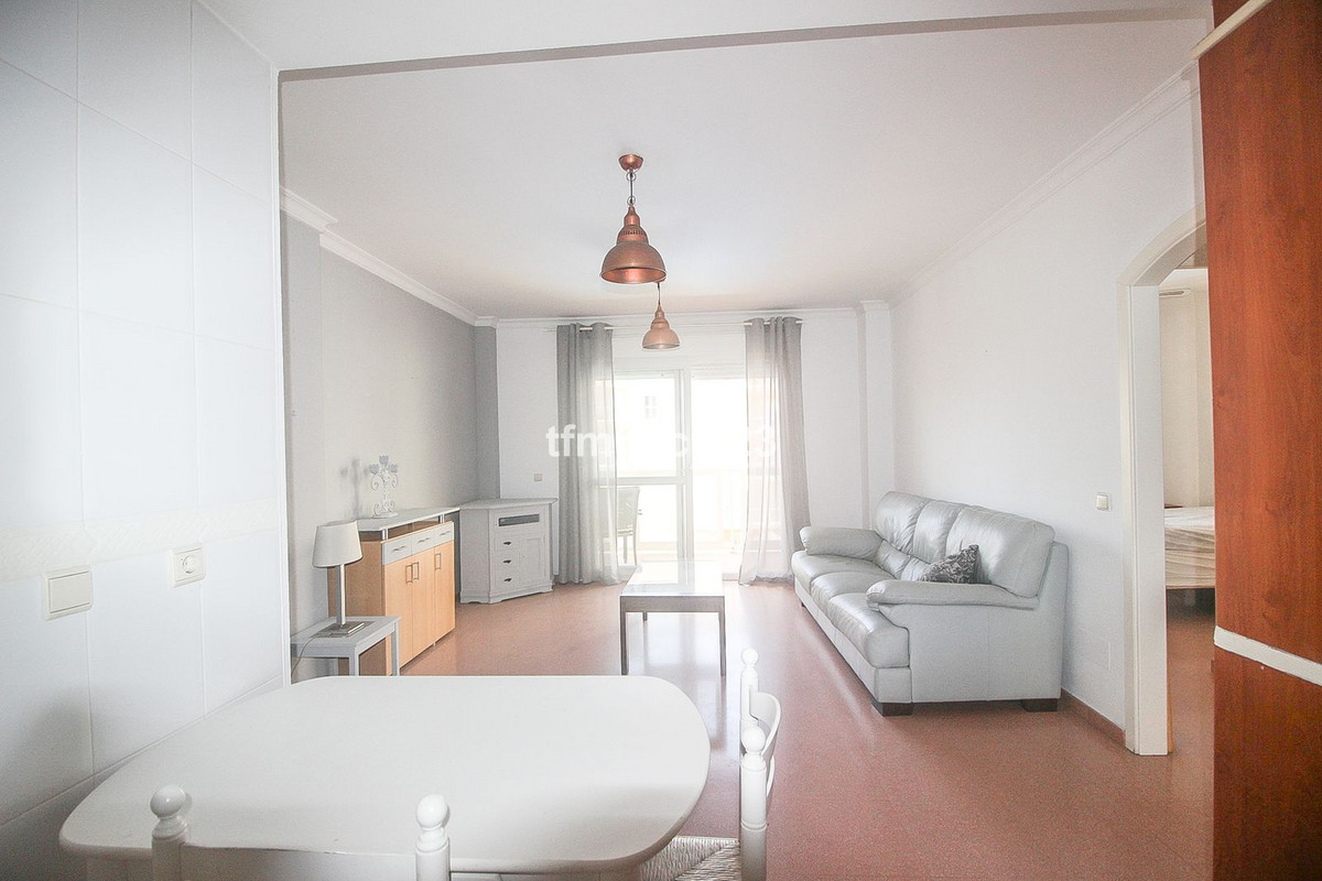 Appartement te koop in San Luis de Sabinillas | 2 slaapkamers H5052418