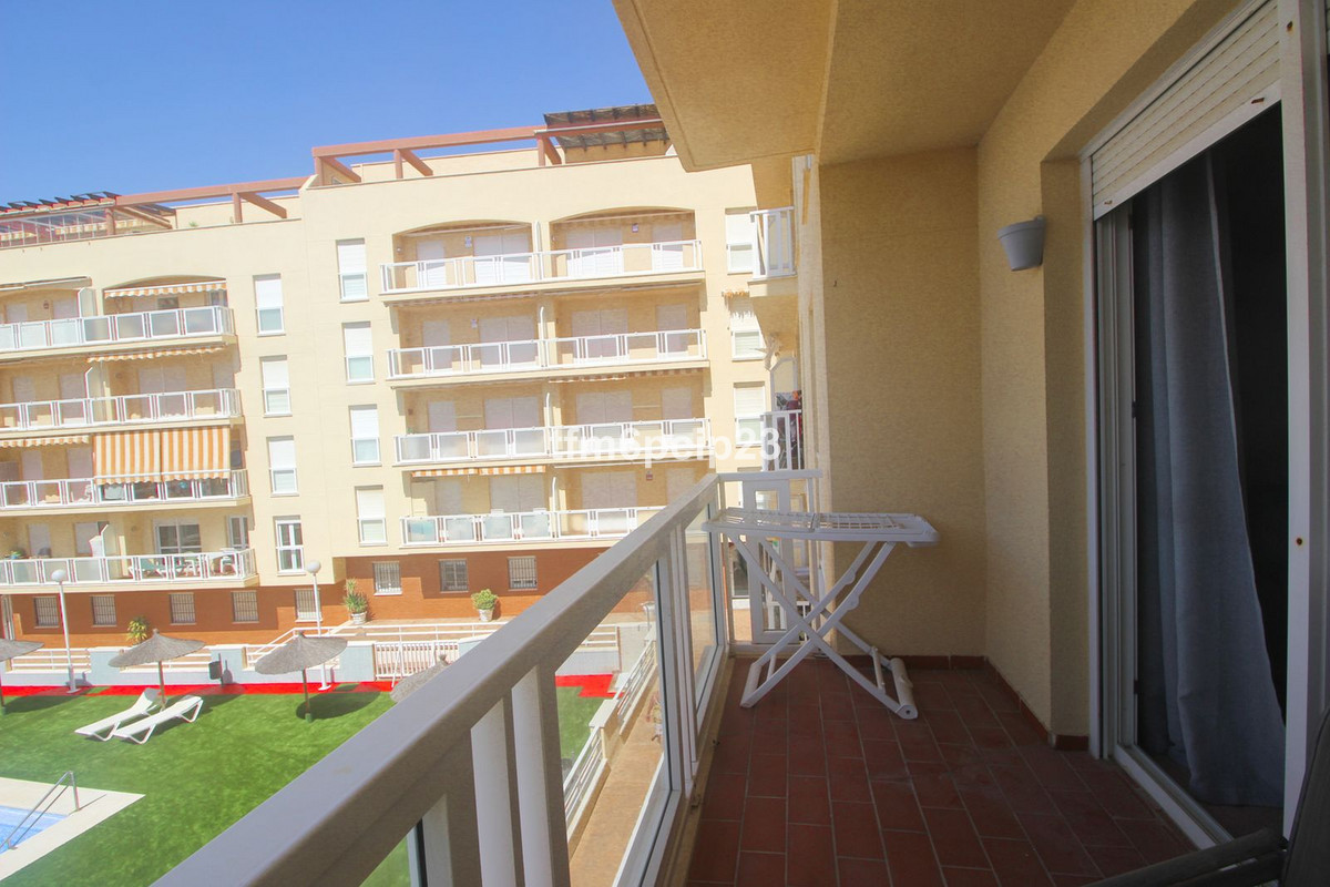 Appartement te koop in San Luis de Sabinillas | 2 slaapkamers H5052418