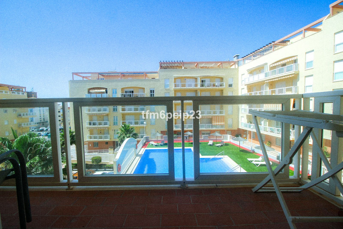Appartement te koop in San Luis de Sabinillas | 2 slaapkamers H5052418