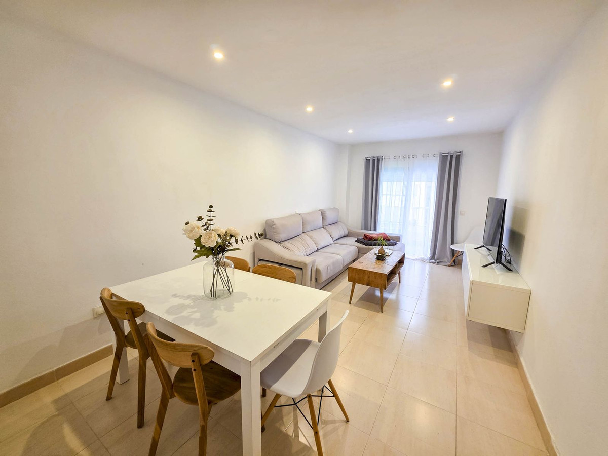 Appartement te koop in San Luis de Sabinillas | 2 slaapkamers H5061784