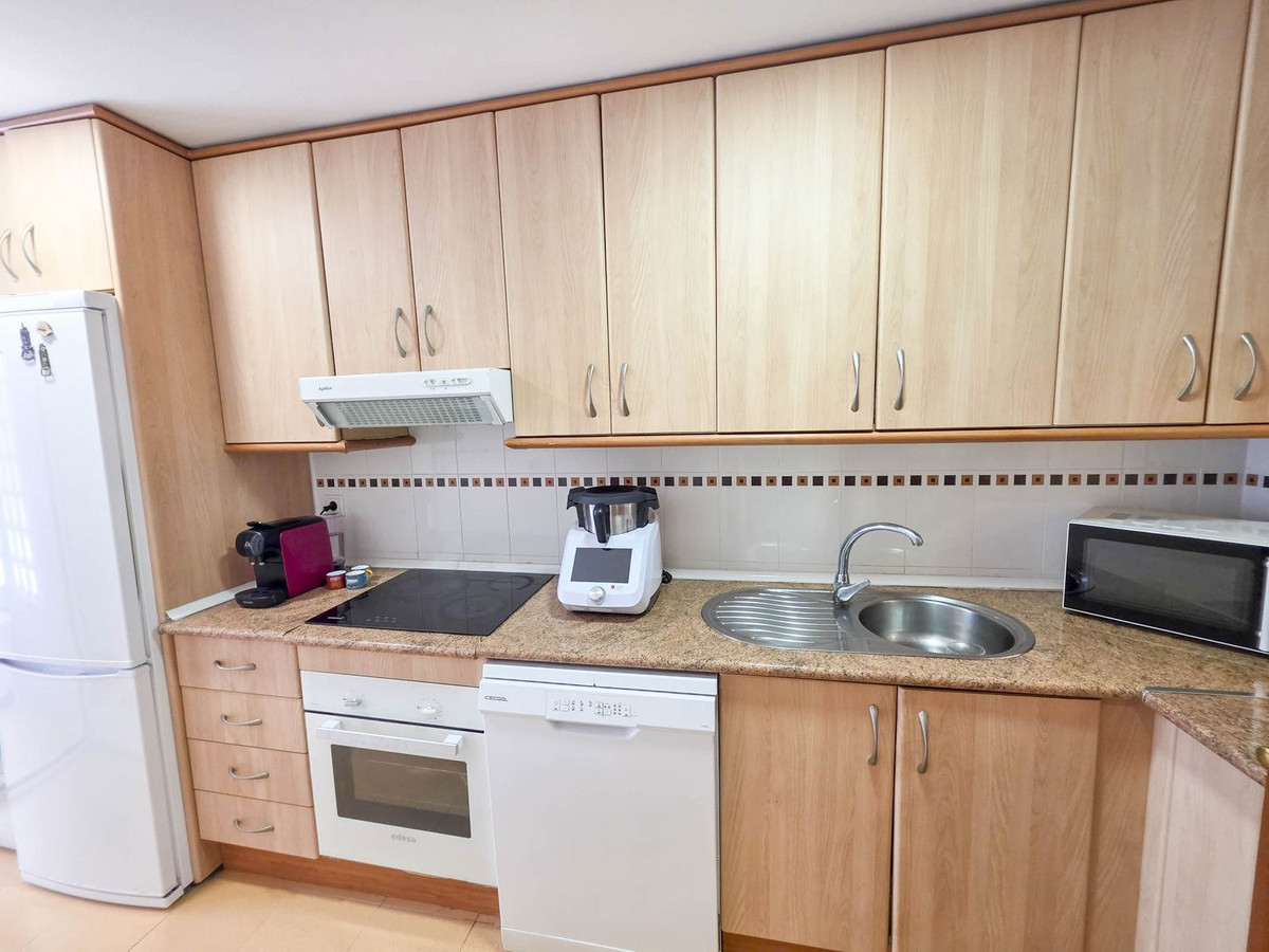 Appartement te koop in San Luis de Sabinillas | 2 slaapkamers H5061784