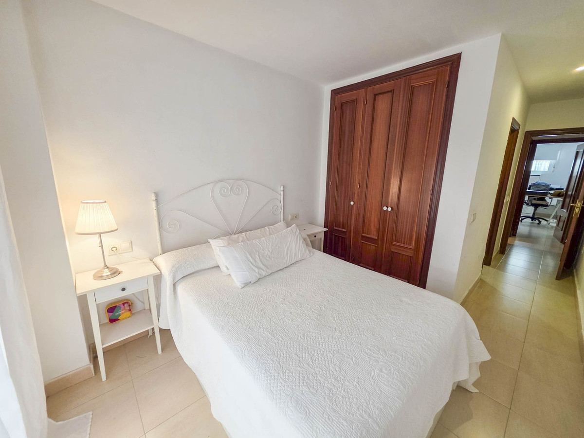 Appartement te koop in San Luis de Sabinillas | 2 slaapkamers H5061784
