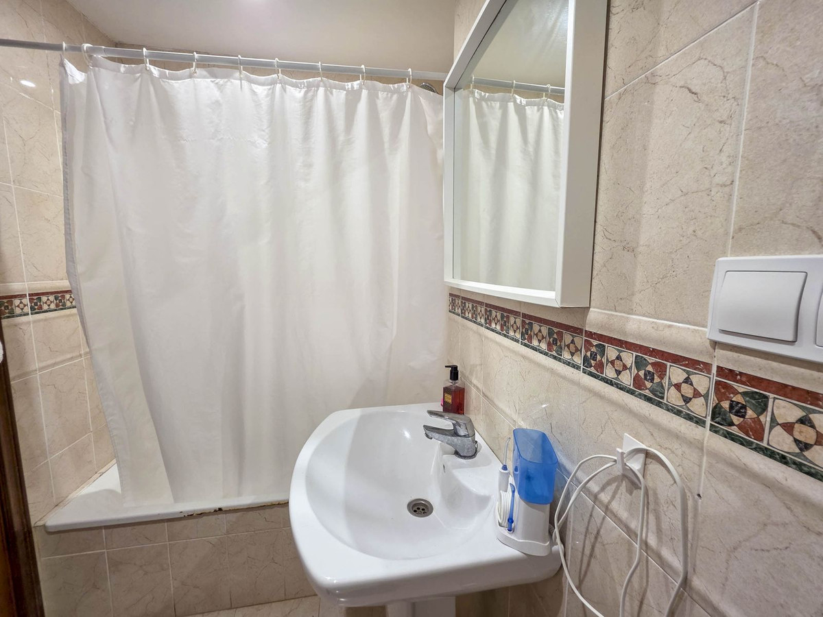 Appartement te koop in San Luis de Sabinillas | 2 slaapkamers H5061784