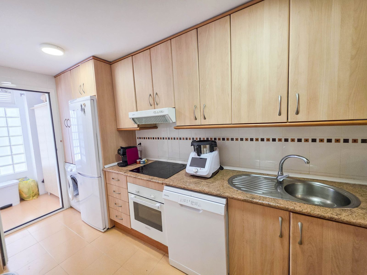 Appartement te koop in San Luis de Sabinillas | 2 slaapkamers H5061784