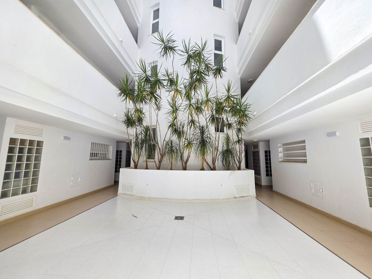 Appartement te koop in San Luis de Sabinillas | 2 slaapkamers H5061784