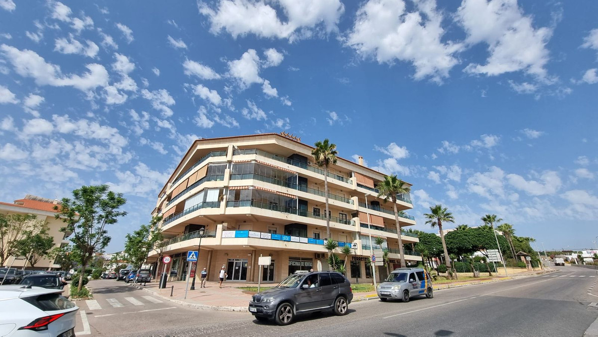 Appartement te koop in San Luis de Sabinillas | 2 slaapkamers H5066791
