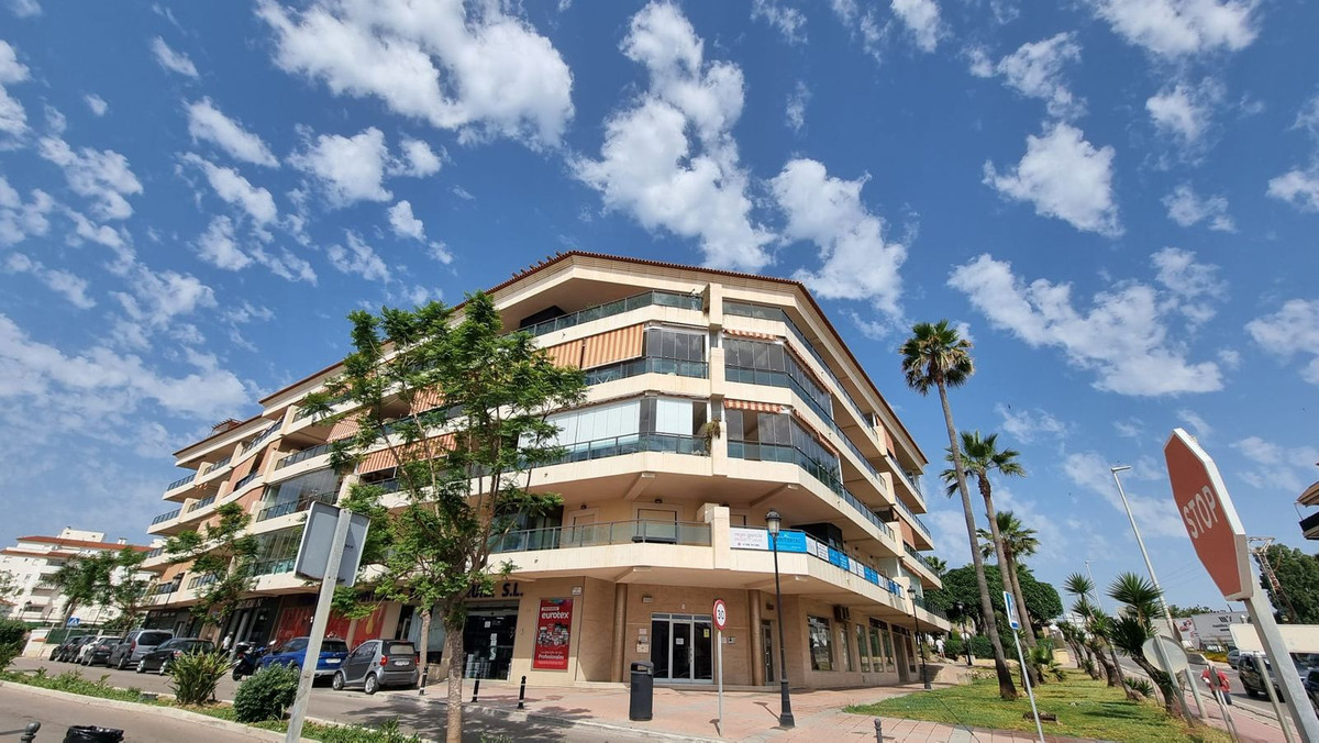 Appartement te koop in San Luis de Sabinillas | 2 slaapkamers H5066791
