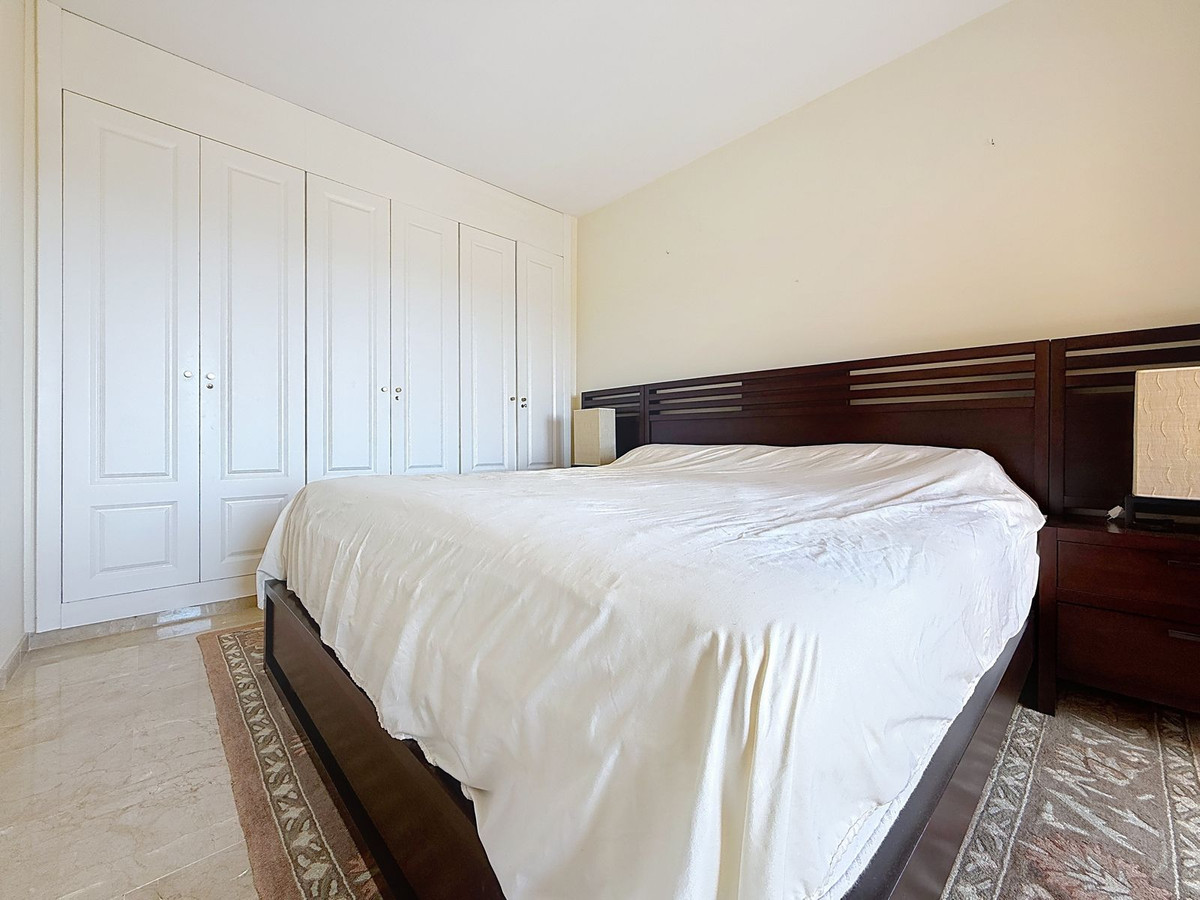 Appartement te koop in San Luis de Sabinillas | 2 slaapkamers H5071108