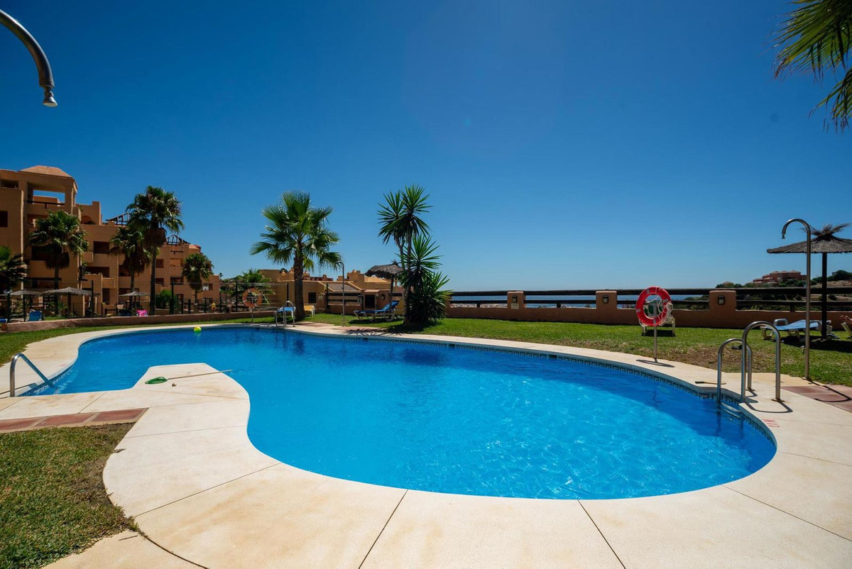 Appartement te koop in San Luis de Sabinillas | 2 slaapkamers H5071108