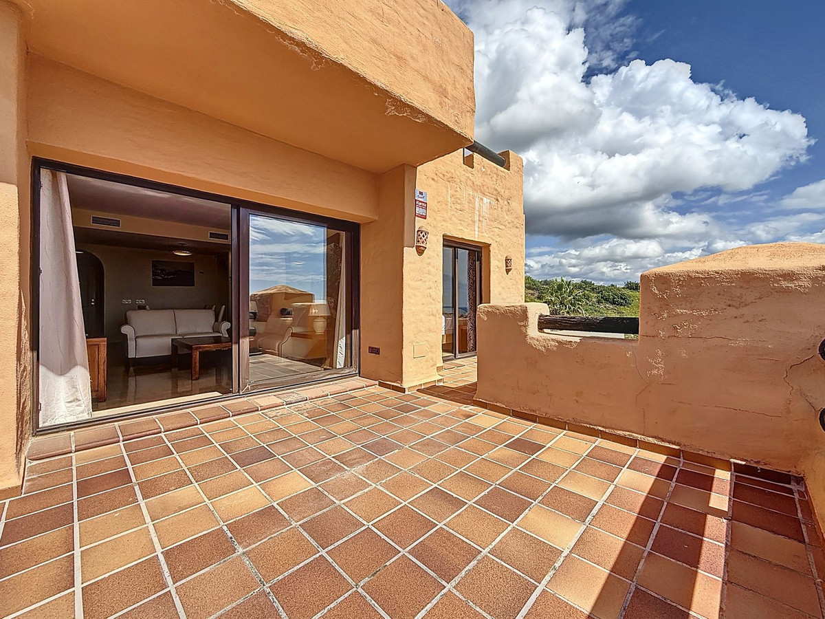 Appartement te koop in San Luis de Sabinillas | 2 slaapkamers H5071108